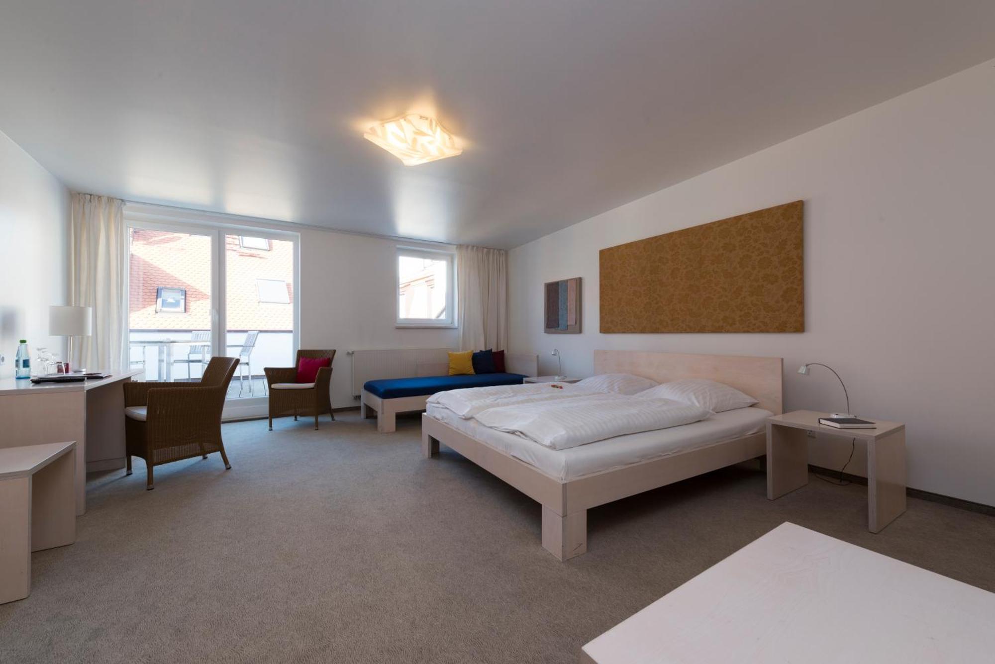 Schlüsselfeld Hotel Gasthof Zum Storch מראה חיצוני תמונה