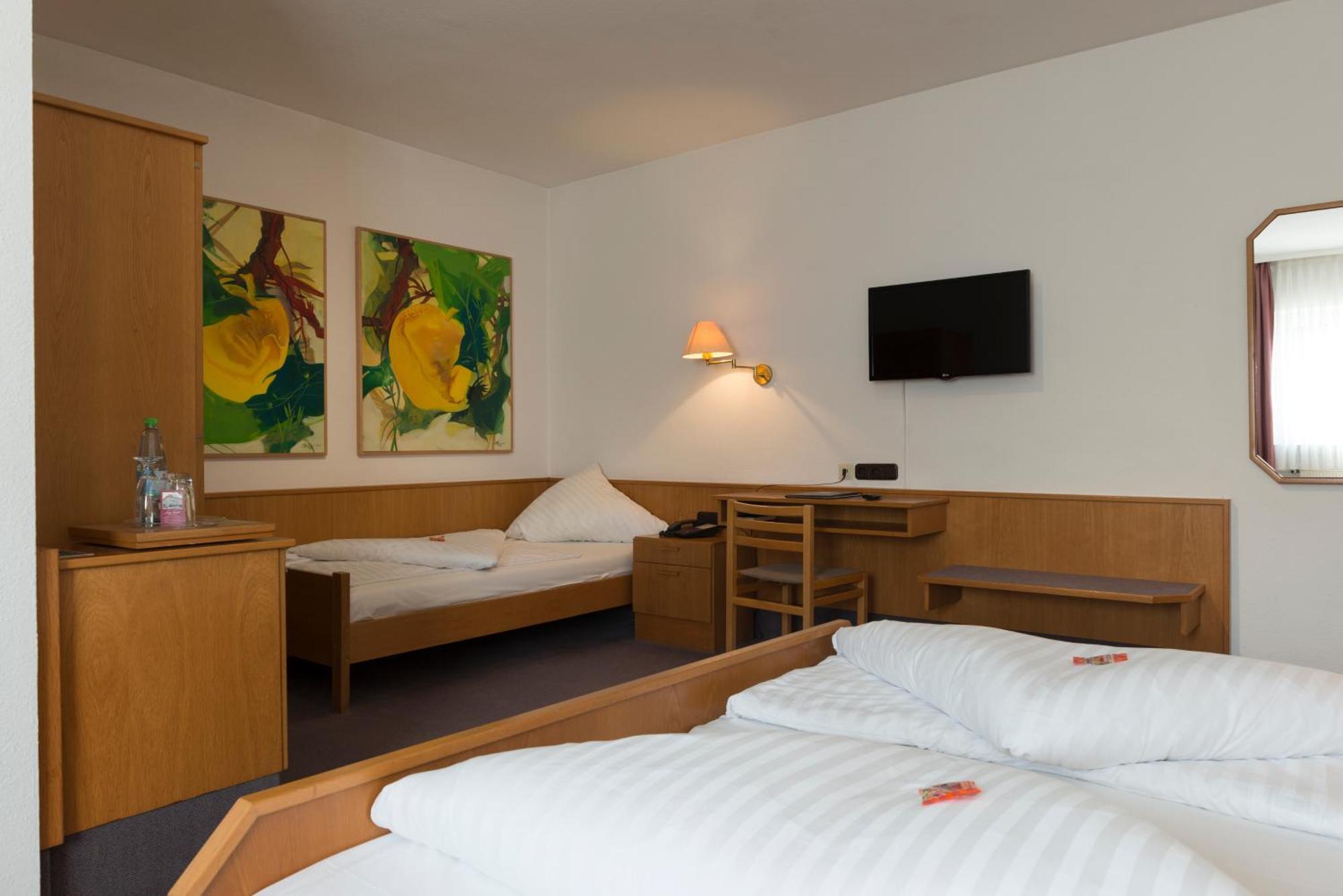 Schlüsselfeld Hotel Gasthof Zum Storch מראה חיצוני תמונה